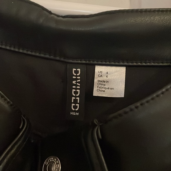 H&M Leather Pants size 4 - Picture 2 of 3